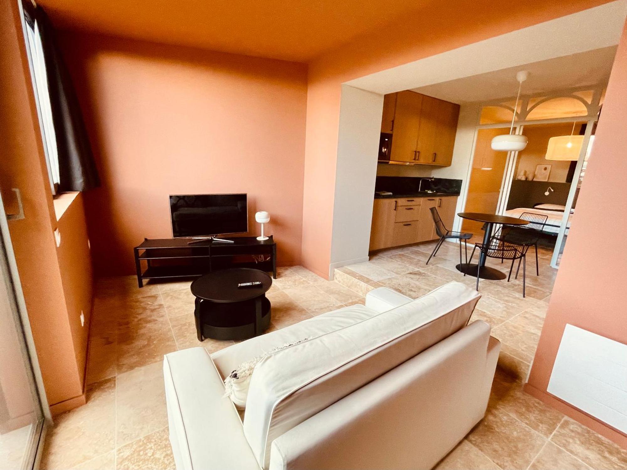 Les Suites D'Angouleme - Proche Gare Et Centre Ville - Haut De Gamme Luaran gambar