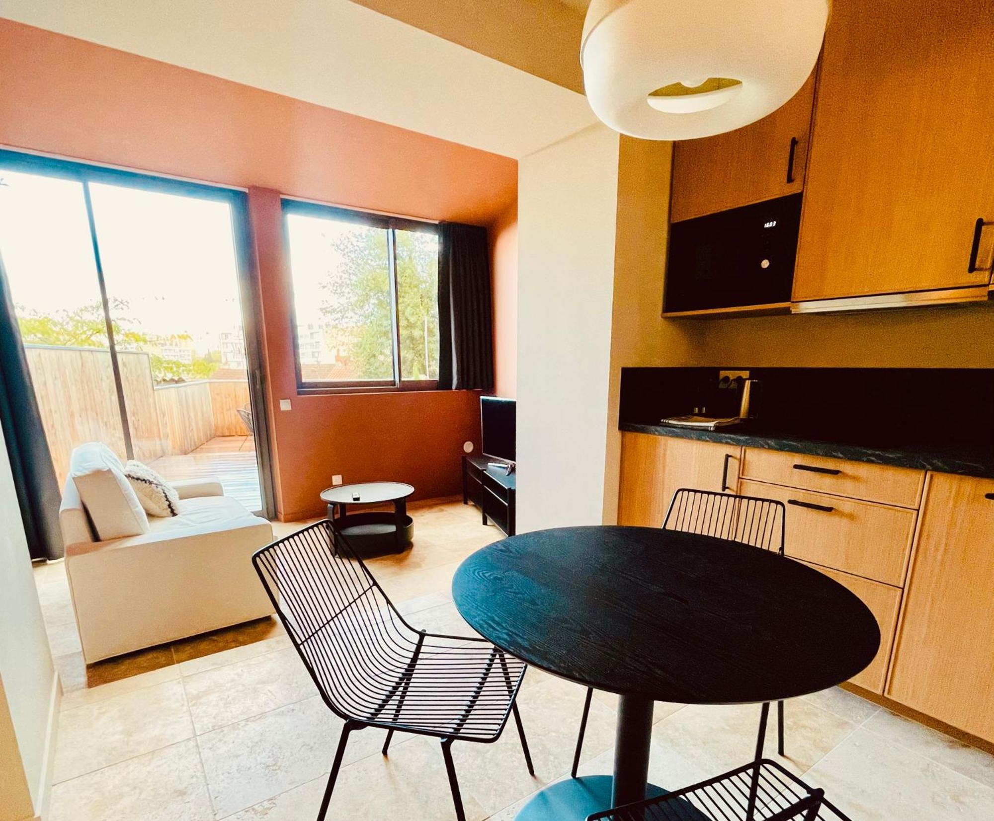 Les Suites D'Angouleme - Proche Gare Et Centre Ville - Haut De Gamme Luaran gambar